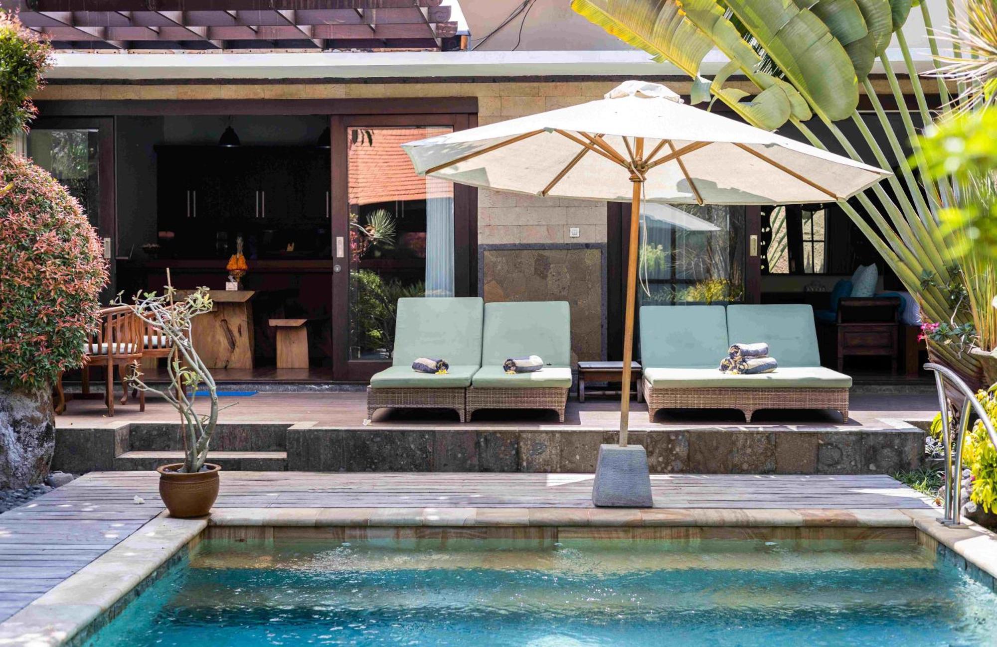 Villa Nesanur - Comfortable & Spacious Beachside Sanur Kültér fotó